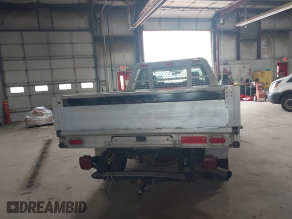 2017 Ford F-250 XL z VIN 1FDBF2A60HEC99876, wystawiony jako IAAI lot #42468271 z przebiegiem 81 478 mil mil oraz . Historia ofert i sprzedaży dostępna na DreamBid. Obrazek 16.