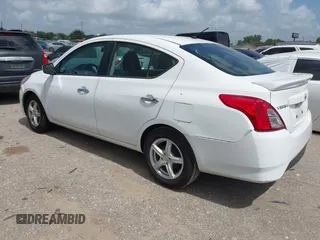 2016 Nissan Versa S с VIN 3N1CN7AP6GL889406, выставлен на аукционе IAAI как лот 42557518 с пробегом 129 206 миль миль и . История ставок и продаж доступна на DreamBid. Изображение 3.
