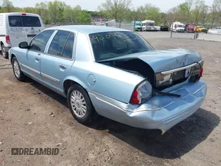 2008 Mercury Grand Marquis LS with VIN 2MEFM75V58X618292, listed as a IAAI auction lot 42094380 with 175,373 mi miles and . Bid and sale history available at DreamBid. Image 3.
