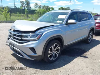 2023 Volkswagen Atlas SEL z VIN 1V2BR2CA2PC510744, wystawiony jako IAAI lot #42292142 z przebiegiem 20 612 mil mil oraz . Historia ofert i sprzedaży dostępna na DreamBid. Obrazek 18.
