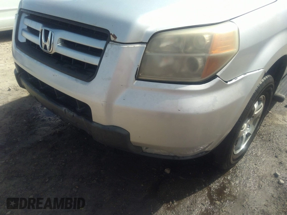 2006 Honda Pilot EX with VIN 5FNYF18446B004335, listed as a IAAI auction lot 42111242 with 234,787 mi miles and . Bid and sale history available at DreamBid. Image 6.