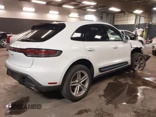 2022 Porsche Macan with VIN WP1AA2A54NLB03594, listed as a IAAI auction lot 41696623 with 43,779 mi miles and . Bid and sale history available at DreamBid. Image 4.