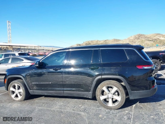 2021 Jeep Grand Cherokee L Limited with VIN 1C4RJKBGXM8114055, listed as a IAAI auction lot 41636114 with 30,268 mi miles. Bid and sale history available at carsss.com. Image 14.