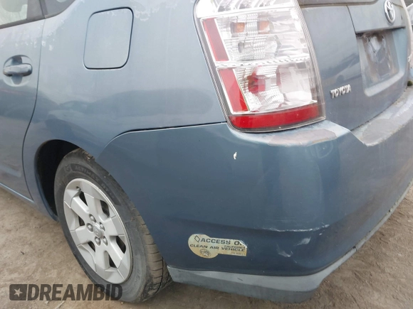 2006 Toyota Prius with VIN JTDKB20U567079117, listed as a IAAI auction lot 41703338 with Not Provided miles. Bid and sale history available at carsss.com. Image 6.