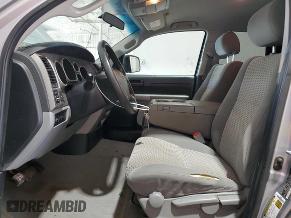 2010 Toyota Tundra с VIN 5TFUM5F11AX006417, выставлен на аукционе Copart как лот 55897725 с пробегом 203 892 миль миль и Списание • Salvage title. История ставок и продаж доступна на DreamBid. Изображение 7.