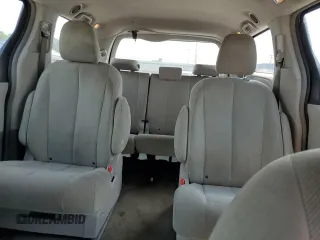 2012 Toyota Sienna с VIN 5TDZK3DCXCS198708, выставлен на аукционе Copart как лот 62806745 с пробегом 172 460 миль миль и Списание • Salvage title. История ставок и продаж доступна на DreamBid. Изображение 10.