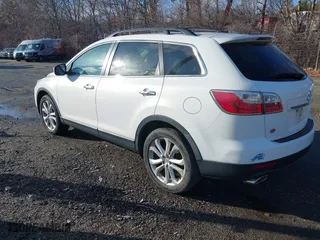 2011 Mazda CX-9 Grand Touring with VIN JM3TB3DV7B0313202, listed as a IAAI auction lot 41213863 with 204,507 mi miles. Bid and sale history available at carsss.com. Image 3.