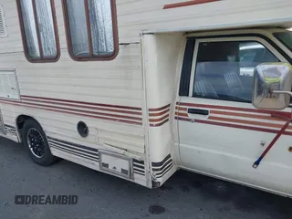 1987 Toyota Pickup с VIN JT5RN75U1G0009955, выставлен на аукционе IAAI как лот 42009064 с пробегом 120 221 миль миль и . История ставок и продаж доступна на DreamBid. Изображение 12.