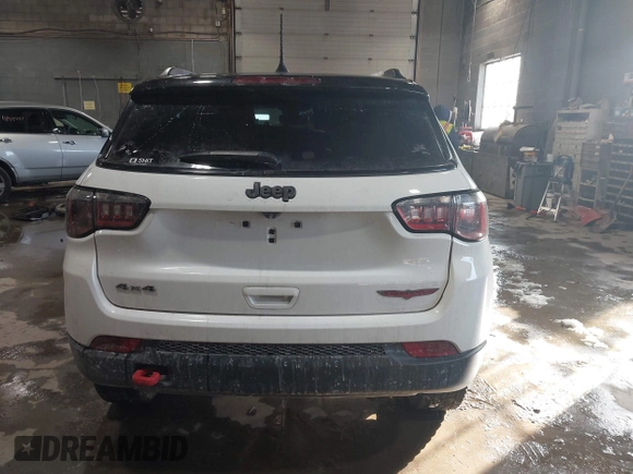 2022 Jeep Compass Trailhawk with VIN 3C4NJDDB8NT199704, listed as a IAAI auction lot 41611028 with 27,247 mi miles and . Bid and sale history available at DreamBid. Image 16.