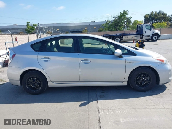 2014 Toyota Prius Four with VIN JTDKN3DU6E1822490, listed as a IAAI auction lot 42182797 with 192,338 mi miles. Bid and sale history available at carsss.com. Image 13.