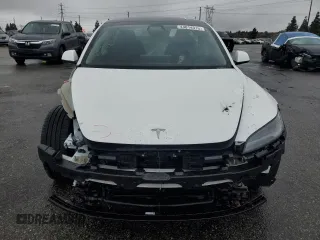 2024 Tesla Model 3 Long Range with VIN 5YJ3E1EB2RF819623, listed as a Copart auction lot 44814315 with 4,400 mi miles and Salvage Title. Bid and sale history available at DreamBid. Image 5.