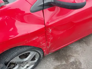 2015 Chevrolet Sonic LTZ z VIN 1G1JE6SB7F4198089, wystawiony jako IAAI lot #41150037 z przebiegiem 123 568 mil mil oraz . Historia ofert i sprzedaży dostępna na DreamBid. Obrazek 6.