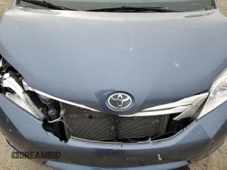 2013 Toyota Sienna XLE with VIN 5TDDK3DC5DS056097, listed as a Copart auction lot 89021805 with Not Provided miles and Salvage Title. Bid and sale history available at carsss.com. Image 12.