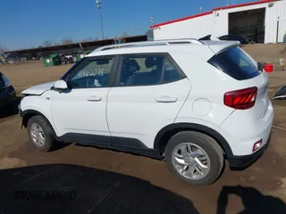 2020 Hyundai Venue SEL with VIN KMHRC8A32LU035900, listed as a IAAI auction lot 41862098 with 108,849 mi miles. Bid and sale history available at carsss.com. Image 15.