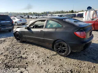 2002 Mercedes-Benz C 230/260/280/320 with VIN WDBRN47J52A307657, listed as a Copart auction lot 74555674 with 215,858 mi miles and Salvage Title. Bid and sale history available at DreamBid. Image 2.