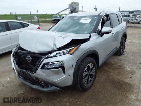 2023 Nissan Rogue SV z VIN JN8BT3BAXPW418861, wystawiony jako IAAI lot #42153059 z przebiegiem 41 641 mil mil oraz . Historia ofert i sprzedaży dostępna na DreamBid. Obrazek 2.