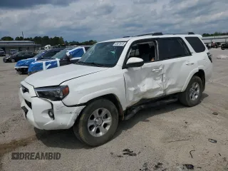 2022 Toyota 4Runner SR5 with VIN JTEEU5JR2N5258658, listed as a Copart auction lot 53070415 with 74,718 mi miles and Salvage title. Bid and sale history available at DreamBid. Image 1.