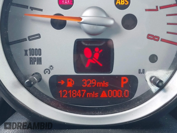 2010 MINI Hardtop S with VIN WMWMF7C51ATW89883, listed as a IAAI auction lot 42281047 with 121,847 mi miles and . Bid and sale history available at DreamBid. Image 16.