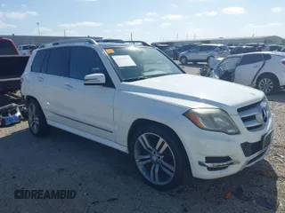 2014 Mercedes-Benz GLK 350 with VIN WDCGG5HB8EG310175, listed as a IAAI auction lot 41812376 with 138,958 mi miles and . Bid and sale history available at carsss.com. Image 1.