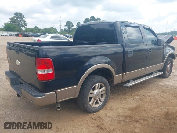 2006 Ford F-150 XLT z VIN 1FTPW12V26KE01817, wystawiony jako IAAI lot #42097540 z przebiegiem 163 440 mil mil oraz . Historia ofert i sprzedaży dostępna na DreamBid. Obrazek 4.
