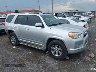 2011 Toyota 4Runner Trail z VIN JTEBU5JR8B5038049, wystawiony jako IAAI lot #42436811 z przebiegiem 167 073 mil mil oraz . Historia ofert i sprzedaży dostępna na DreamBid. Obrazek 1.