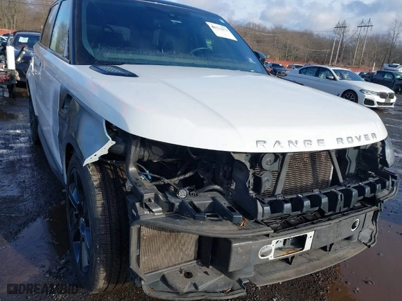 2015 Land Rover Range Rover Sport HSE with VIN SALWR2VF9FA618857, listed as a IAAI auction lot 41513673 with 86,141 mi miles. Bid and sale history available at carsss.com. Image 6.