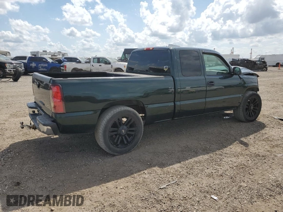 2003 Chevrolet Silverado 1500 with VIN 2GCEC19V731365477, listed as a Copart auction lot 68751384 with 173,678 mi miles and Salvage Title. Bid and sale history available at carsss.com. Image 3.