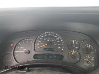 2003 Chevrolet Silverado 1500 with VIN 1GCEC14V83Z101862, listed as a Copart auction lot 71756724 with 243,452 mi miles and Salvage Title. Bid and sale history available at carsss.com. Image 9.