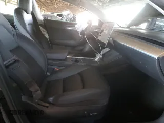 2021 Tesla Model 3 Performance with VIN 5YJ3E1EC0MF060360, listed as a Copart auction lot 43315195 with 28,726 mi miles and Salvage Title. Bid and sale history available at DreamBid. Image 7.