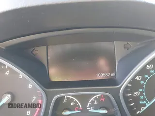 2016 Ford Escape SE z VIN 1FMCU0G72GUA42592, wystawiony jako IAAI lot #41603556 z przebiegiem 109 582 mil mil oraz . Historia ofert i sprzedaży dostępna na DreamBid. Obrazek 7.