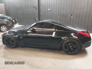 2005 Nissan 350Z Touring with VIN JN1AZ34E45M653631, listed as a IAAI auction lot 41689560 with 147,635 mi miles. Bid and sale history available at carsss.com. Image 6.