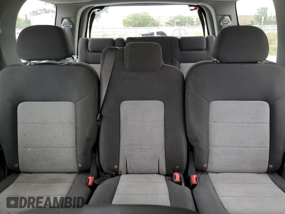 2006 Ford Expedition Special Service with VIN 1FMPU165X6LA20013, listed as a Copart auction lot 51755844 with 179,826 mi miles and Non repairable. Bid and sale history available at DreamBid. Image 10.