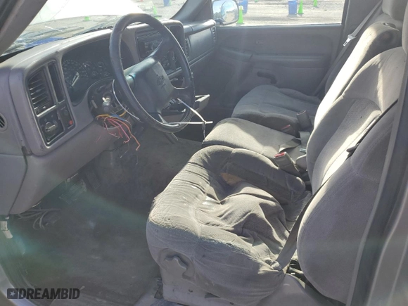 2000 Chevrolet Silverado 1500 LS with VIN 2GCEC19T3Y1249022, listed as a Copart auction lot 46484515 with 0 mi miles and Salvage Title. Bid and sale history available at carsss.com. Image 7.