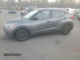 2020 Nissan Kicks S with VIN 3N1CP5BV2LL543326, listed as a Copart auction lot 44698595 with 69,806 mi miles and Clean Title. Bid and sale history available at carsss.com. Image 1.