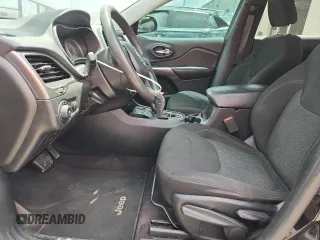 2019 Jeep Cherokee Latitude z VIN 1C4PJLCB9KD171917, wystawiony jako Copart lot #63590115 z przebiegiem 82 546 mil mil oraz Szkoda całkowita • Salvage title. Historia ofert i sprzedaży dostępna na DreamBid. Obrazek 7.