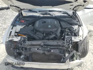 2017 BMW 4 Series 430i z VIN WBA4F7C50HG786639, wystawiony jako Copart lot #57024885 z przebiegiem 86 135 mil mil oraz Szkoda całkowita • Salvage title. Historia ofert i sprzedaży dostępna na DreamBid. Obrazek 11.