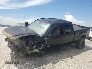 2011 GMC Sierra 2500HD SLE z VIN 1GT120C88BF155136, wystawiony jako Copart lot #68786234 z przebiegiem Nie podano mil oraz Szkoda całkowita • Salvage title. Historia ofert i sprzedaży dostępna na DreamBid. Obrazek 1.