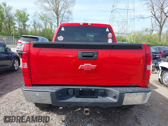 2011 Chevrolet Silverado 1500 LT with VIN 3GCPKSE37BG303301, listed as a IAAI auction lot 42097369 with 175,611 mi miles and . Bid and sale history available at DreamBid. Image 16.