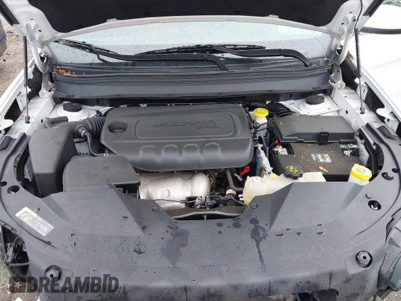 2020 Jeep Cherokee Latitude Plus z VIN 1C4PJMLBXLD538959, wystawiony jako IAAI lot #42266458 z przebiegiem 67 543 mil mil oraz . Historia ofert i sprzedaży dostępna na DreamBid. Obrazek 10.
