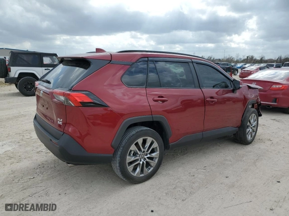 2022 Toyota RAV4 XLE Premium with VIN 2T3C1RFV5NW226684, listed as a Copart auction lot 42021355 with 19,722 mi miles and Salvage Title. Bid and sale history available at carsss.com. Image 3.