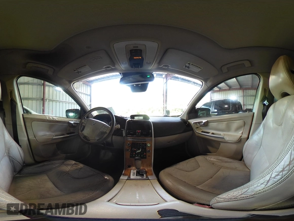 2010 Volvo XC60 3.0T with VIN YV4992DZ6A2029023, listed as a IAAI auction lot 42319458 with 165,757 mi miles and . Bid and sale history available at DreamBid. Image 18.