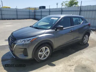 2022 Nissan Kicks S z VIN 3N1CP5BV0NL490676, wystawiony jako Copart lot #59966825 z przebiegiem 92 706 mil mil oraz Czysty tytuł • Clean title. Historia ofert i sprzedaży dostępna na DreamBid. Obrazek 1.