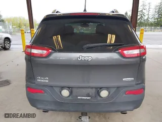 2014 Jeep Cherokee Latitude with VIN 1C4PJMCS4EW142341, listed as a IAAI auction lot 41975942 with 202,992 mi miles. Bid and sale history available at carsss.com. Image 16.