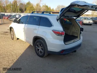 2014 Toyota Highlander XLE with VIN 5TDKKRFH9ES034849, listed as a IAAI auction lot 41792720 with 171,521 mi miles. Bid and sale history available at carsss.com. Image 3.