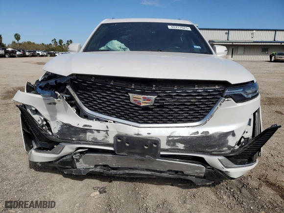 2020 Cadillac XT6 FWD Premium Luxury with VIN 1GYKPCRS7LZ175396, listed as a Copart auction lot 42417025 with 43,403 mi miles and Salvage Title. Bid and sale history available at carsss.com. Image 5.