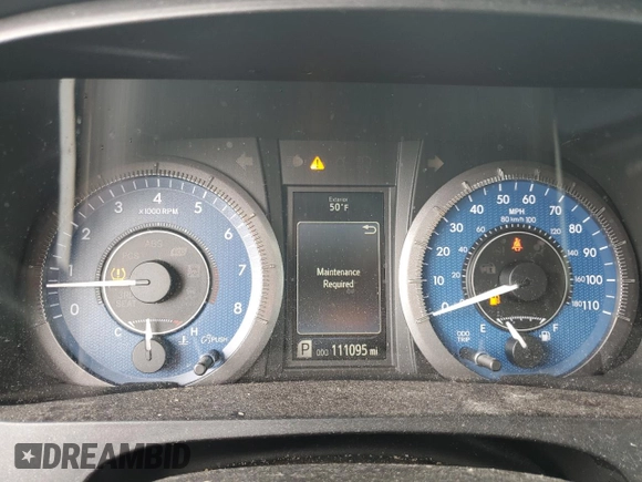 2017 Toyota Sienna XLE with VIN 5TDDZ3DC1HS175704, listed as a Copart auction lot 55289975 with 111,095 mi miles and Salvage Title. Bid and sale history available at DreamBid. Image 9.