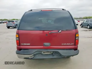 2004 Chevrolet Tahoe LS with VIN 1GNEC13V64R284026, listed as a Copart auction lot 50951815 with 252,054 mi miles and Salvage Title. Bid and sale history available at carsss.com. Image 6.
