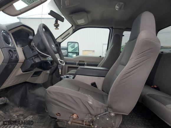 2009 Ford Super Duty F-250 SRW XL with VIN 1FTSX21R59EA19074, listed as a Copart auction lot 85874534 with 302,553 mi miles and Salvage Title. Bid and sale history available at carsss.com. Image 7.