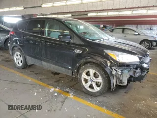 2016 Ford Escape SE with VIN 1FMCU9GX7GUB68189, listed as a Copart auction lot 45628525 with 84,689 mi miles and Salvage Title. Bid and sale history available at carsss.com. Image 4.