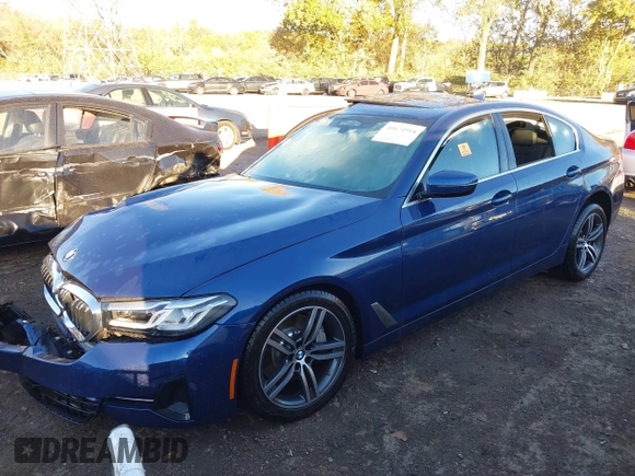 2021 BMW 5 Series 530i xDrive with VIN WBA13BJ08MWX26386, listed as a IAAI auction lot 40674914 with 250 mi miles and . Bid and sale history available at carsss.com. Image 16.